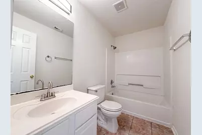 16519 Eaglewood Shadows Drive, Sugar Land, TX 77498 - Photo 14