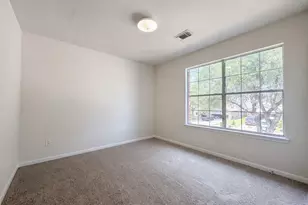 16519 Eaglewood Shadows Dr, Sugar Land, TX 77498 - Photo 8