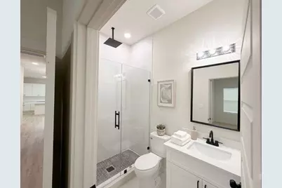 326 Clearwater C-D Street #C, Houston, TX 77029 - Photo 10