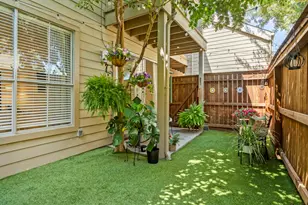 2100 Tanglewilde St, Houston, TX 77063 - Photo 10