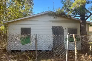 7996 Boy St, Houston, TX 77028 - Photo 6