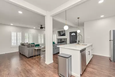 2116 Berry Street, Houston, TX 77004 - Photo 8