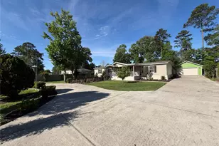 23943 Swallowtail Ln, New Caney, TX 77357 - Photo 2