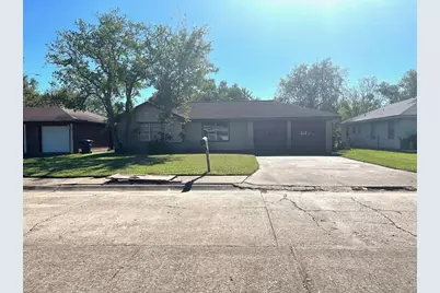 1423 W 10th Street, Freeport, TX 77541 - Photo 1