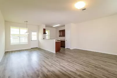 9734 Floria, Houston, TX 77044 - Photo 4