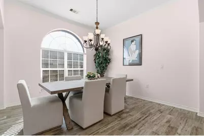 15466 Mansion Woodland Drive, Conroe, TX 77384 - Photo 8