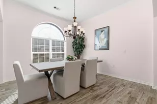 15466 Mansion Woodland Dr, Conroe, TX 77384 - Photo 8