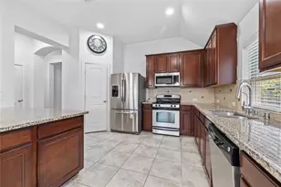 8022 Durham Run Ln, Richmond, TX 77407 - Photo 10