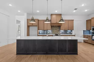 12222 Luke Dr, Mont Belvieu, TX 77523 - Photo 14