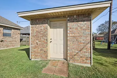 6820 Essex Lane, Groves, TX 77619 - Photo 24