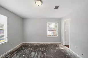 710 Canary Cir, Pasadena, TX 77502 - Photo 18