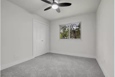 4 N Autumnwood Way, The Woodlands, TX 77380 - Photo 30