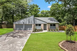 17 Oldstream Ct, The Woodlands, TX 77381 - Photo 1