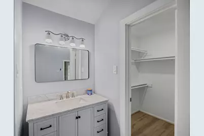 17 Oldstream Court, The Woodlands, TX 77381 - Photo 12