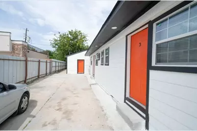 1426 Telephone Road, Houston, TX 77023 - Photo 2