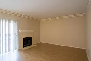 6500 Harbor Town Dr, Houston, TX 77036 - Photo 4