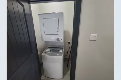 8221 Charlesmont Street, Houston, TX 77078 - Photo 10