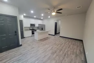 8221 Charlesmont St, Houston, TX 77078 - Photo 2