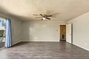 3002 Columbia St, Baytown, TX 77521 - Photo 10