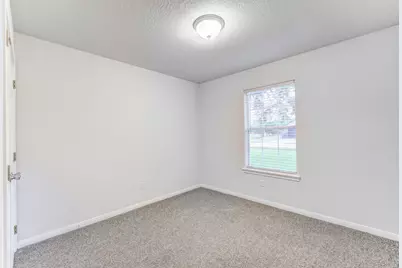 1140 Thomas Drive, Angleton, TX 77515 - Photo 22