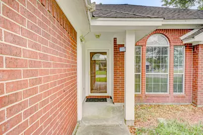 1140 Thomas Drive, Angleton, TX 77515 - Photo 4