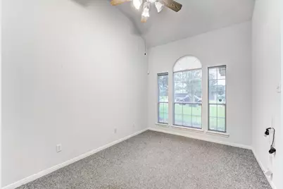 1140 Thomas Drive, Angleton, TX 77515 - Photo 8