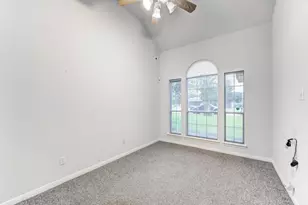 1140 Thomas Dr, Angleton, TX 77515 - Photo 8