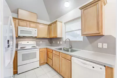 1140 Thomas Drive, Angleton, TX 77515 - Photo 18