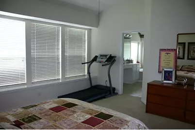 10135 Lazy Lagoon, Houston, TX 77065 - Photo 12