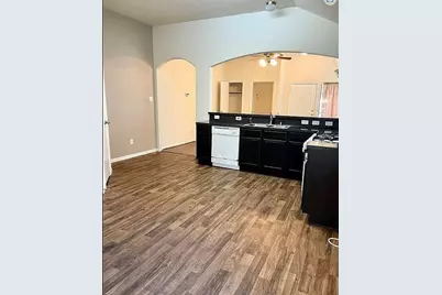 9210 Strawberry Cactus Loop, Houston, TX 77064 - Photo 4