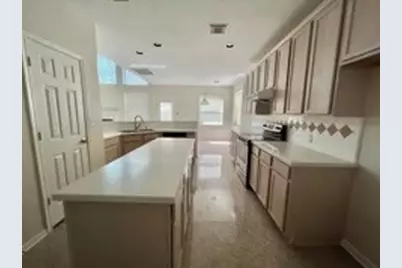 2402 Plantation Bend Drive, Sugar Land, TX 77478 - Photo 4