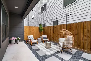 1614 Ojeman Rd, Houston, TX 77055 - Photo 2