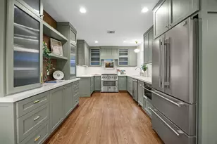 610 Hyde Park Blvd, Houston, TX 77006 - Photo 8