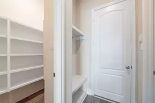 1721 Lakeside Harbor Ct, League City, TX 77573 - Photo 32