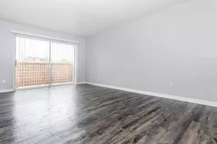 4400 Memorial Dr, Houston, TX 77007 - Photo 2