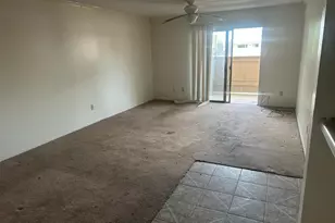 8417 Hearth Dr, Houston, TX 77054 - Photo 4