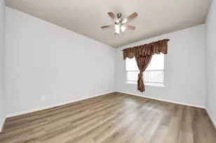 1251 Glenwood Canyon Ln, Houston, TX 77077 - Photo 10