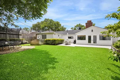 2011 Briarmead Drive, Houston, TX 77057 - Photo 6