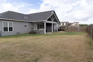 1912 Lynn St, El Campo, TX 77437 - Photo 30