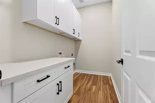 1912 Lynn St, El Campo, TX 77437 - Photo 22