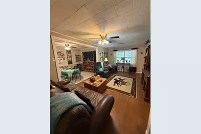 602 Parkway Street, Baytown, TX 77520 - Photo 4
