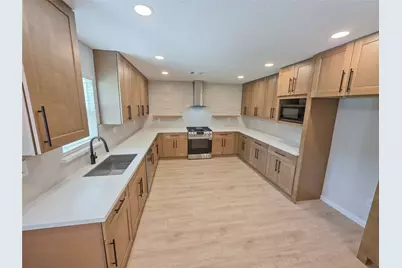 145 Dogwood St Street, Sugar Land, TX 77478 - Photo 10