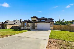 214 Manor Ave, Arcola, TX 77583 - Photo 24