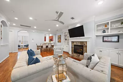 3929 Floyd Street, Houston, TX 77007 - Photo 1