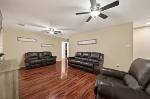 1936 Prairie Creek Dr, Pearland, TX 77581 - Photo 30