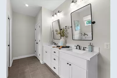 1451 Cheshire Lane, Houston, TX 77018 - Photo 16