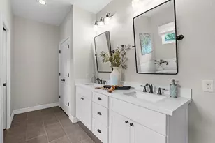 1451 Cheshire Ln, Houston, TX 77018 - Photo 16