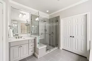 8507 Forest Ln, Sugar Land, TX 77479 - Photo 26