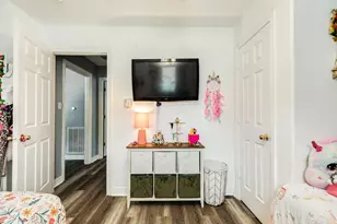 617 E Myrtle St, Angleton, TX 77515 - Photo 20
