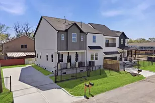 2306 Langley Rd, Houston, TX 77093 - Photo 4